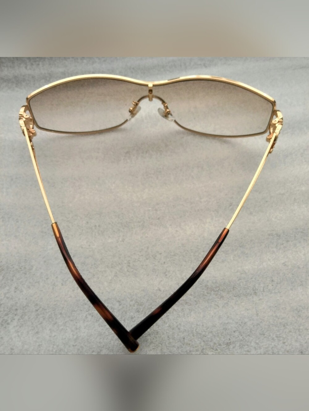 CHANEL Rhinestone CC Logo Golden Tone Sunglasses - Picture 5 of 16